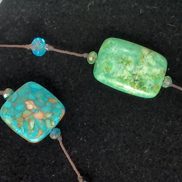 Premier Designs multi color stone necklace and earrings - Picture 6 of 7